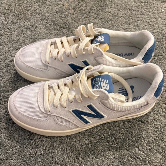 New Balance Shoes - NEW BALANCE CT300 sneakers size 6.5